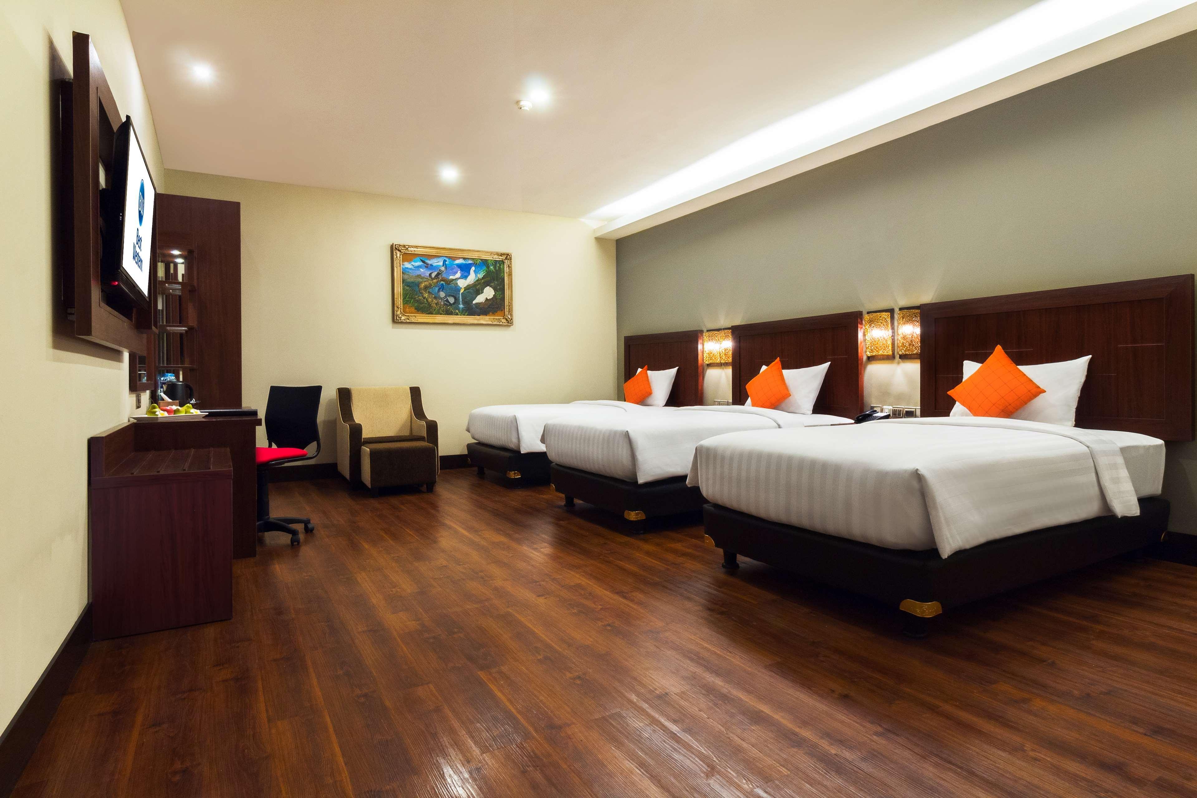 เบสต์ เวสเทิร์น เซนายัน Hotel จาการ์ตา ภายนอก รูปภาพ